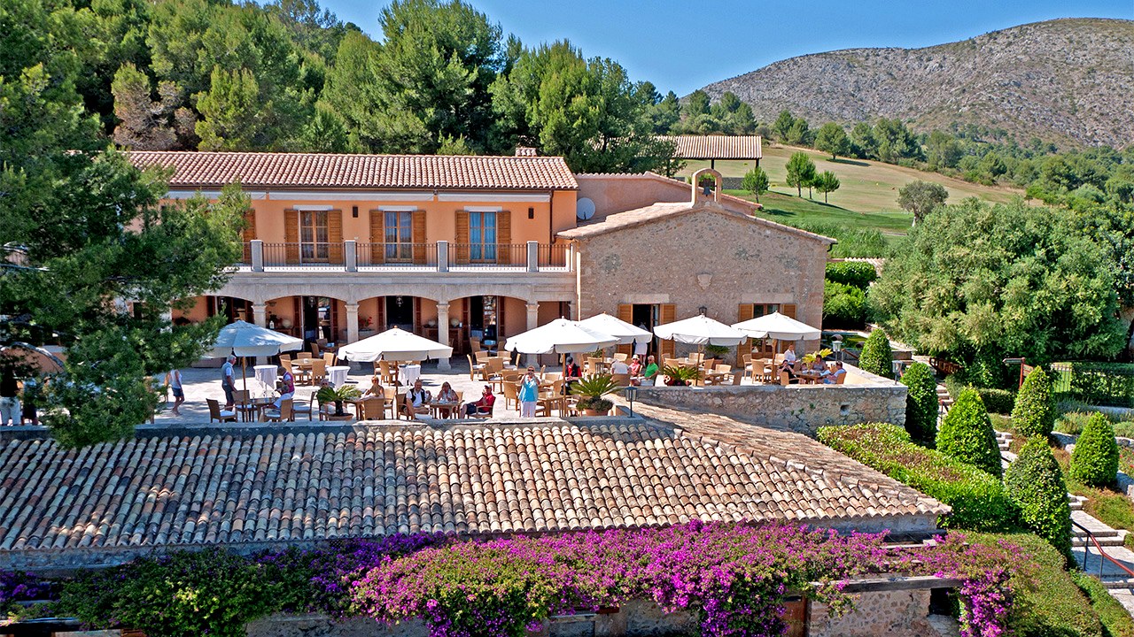 Alcanada clubhouse terrace